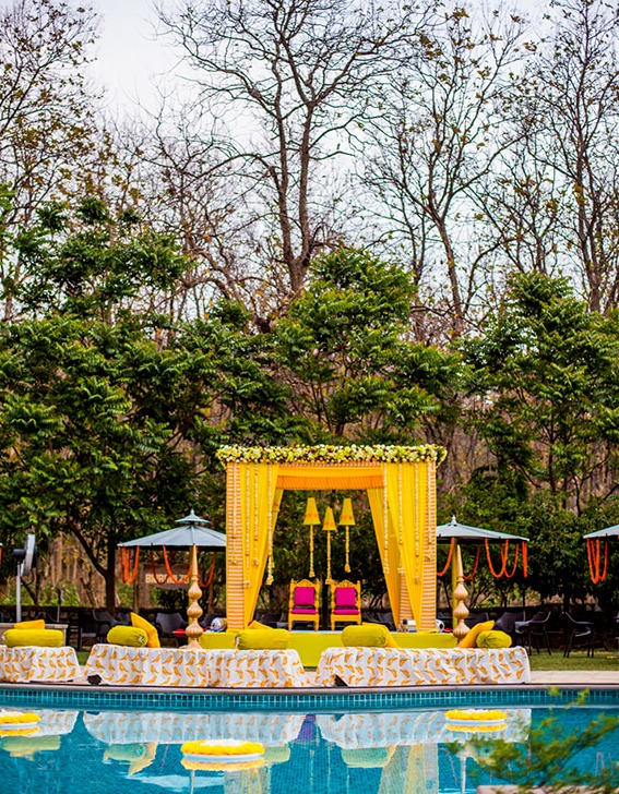 Resort With Swimming Pool in Jim Corbett